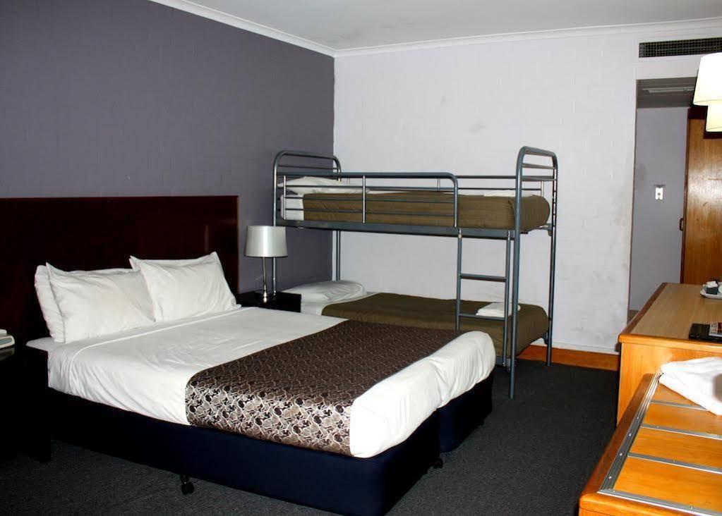Capital Airport Motel Queanbeyan Exterior photo